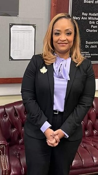 CynthiaMcCray19's tweet photo. I am super proud of these two ladies! The new Principal of Hampton Middle School @drwilliams08 and the new Asst Principal of Union Grove Middle School @christy_collier Congratulations to these 2 outstanding leaders; so deserving! Go & Be Awesome! #LEAD2021 #ASPIRE2023 https://t.co/zkArk5KICj