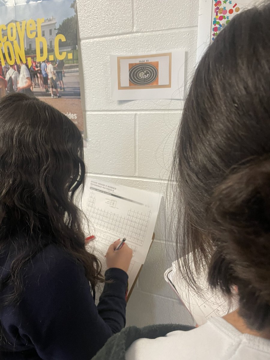 PeelerMrs's tweet photo. collaborating to identify atoms on our gallery walk today! #PanthersPersevere @TedPolkMS #cfbscience https://t.co/t7ZEboRTJD