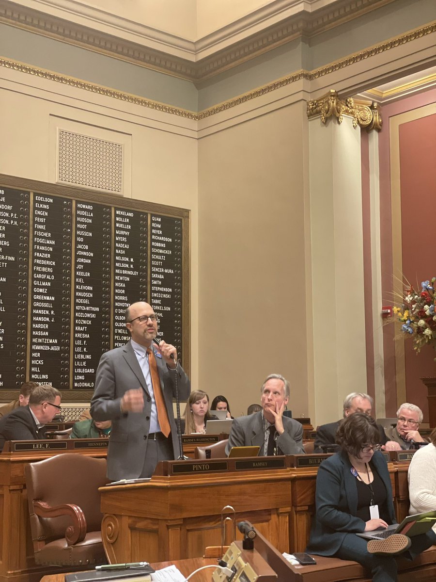 Today was a big day for Minnesota's future childcare system. A bill just sailed off the House floor that raised CCAP rates and stabilized child care grants. The field of early childhood education and care is having an exciting year. Let's #InvestInKids together. Thx @davepinto