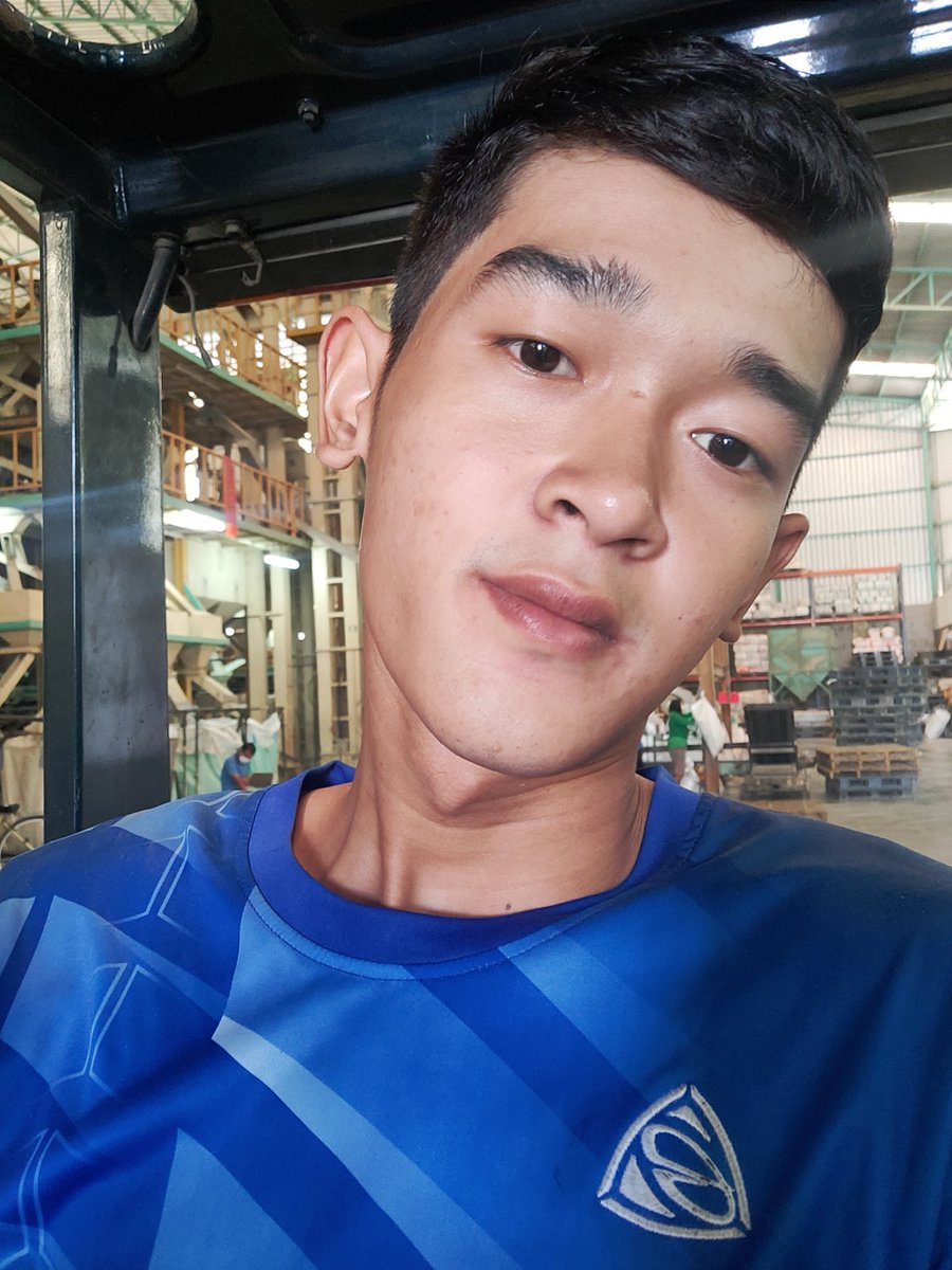 Nontanan003's tweet photo. 14 วันวาเลนไทน์ หรอออผมโสด 
#ชัยนาท #ในเมือง https://t.co/c6Wodgv66K