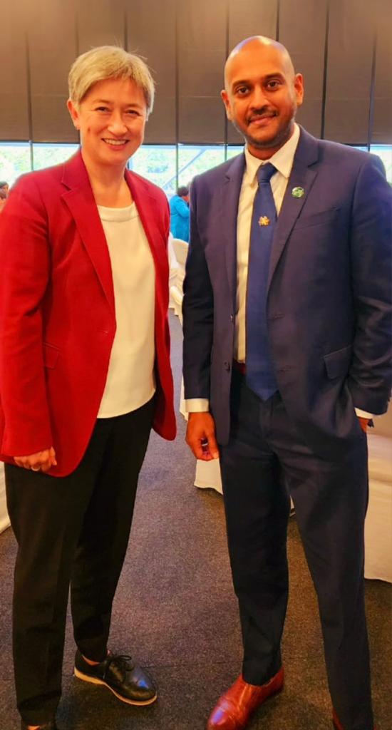 AusHCSriLanka's tweet image. @ChevaanDaniel of Capital Maharaja Organisation participated as 🇱🇰's business rep in the #BaliProcess 8th Ministerial Conference #GABF in #Adelaide this week! Pleased to hear he had insightful discussions with 🇦🇺 #GABF Co-Chairs Foreign Minister @SenatorWong and Andrew Forrest.