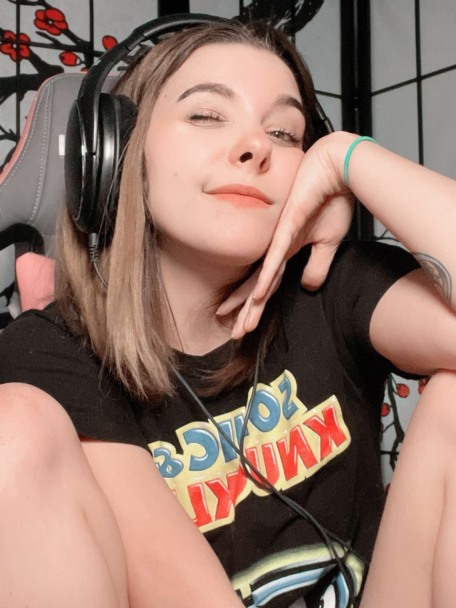 Envy Anne - 2/10 🎉🎂 (7.50 OF) on Twitter: "Hope you’re enjoying the content! You can see the