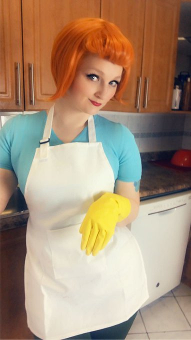 1 pic. Throwback to my dexters mom cosplay when you need a good ass to fuck 😜this set is available on