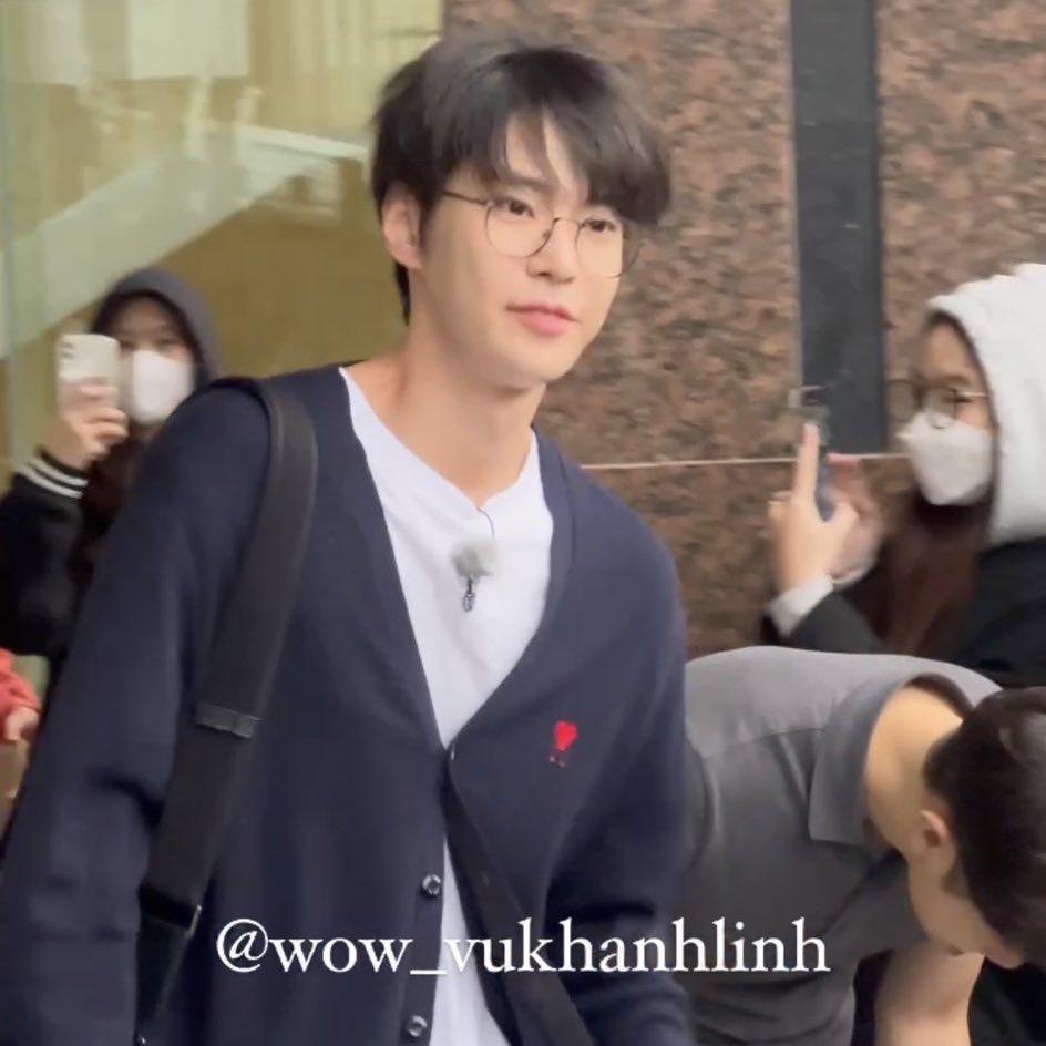 발렌 𝓙 ♡ tweet media