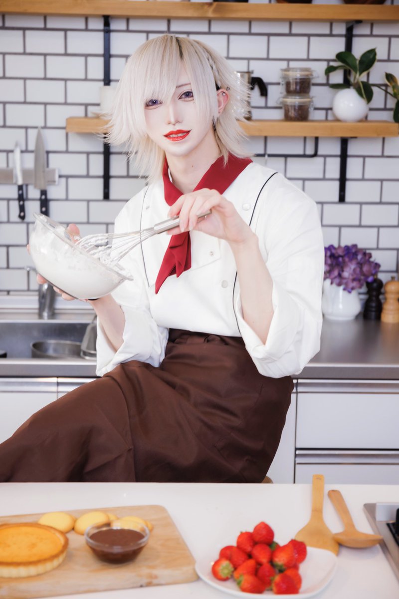 papenai_0603's tweet photo. 🧸ぱぺっとないとバレンタインビジュアル🍫

るき🧸💜
「ハッピーバレンタイン！！」

#ぱぺっとないと
#バレンタイン https://t.co/vsr30IpM7M