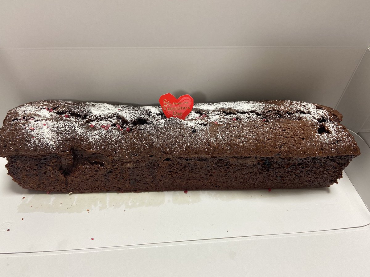 5e_cef's tweet photo. 生チョコタルト作ろうと思ったけどパウンドケーキにした(*´˘`*)♡
結構いい出来だ🥰 https://t.co/vj3ms6wWXG
