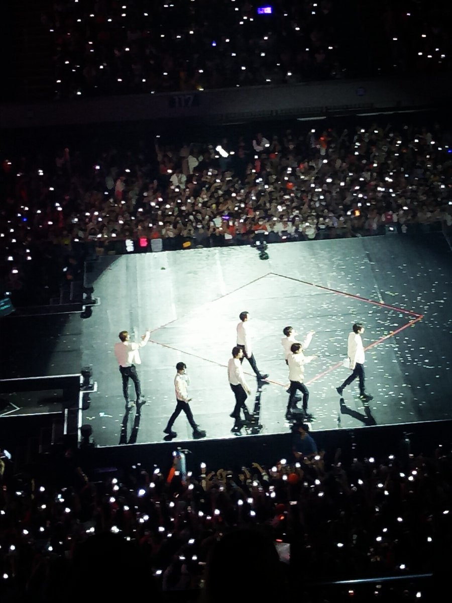 Jobeng24's tweet photo. TAKE ME BACK :< it's been a week na pala since nahitabo ang concert  #MANIFESTO_IN_MANILA_DAY2 #ENHYPEN_IN_MANILA https://t.co/z8WyPq9M3u