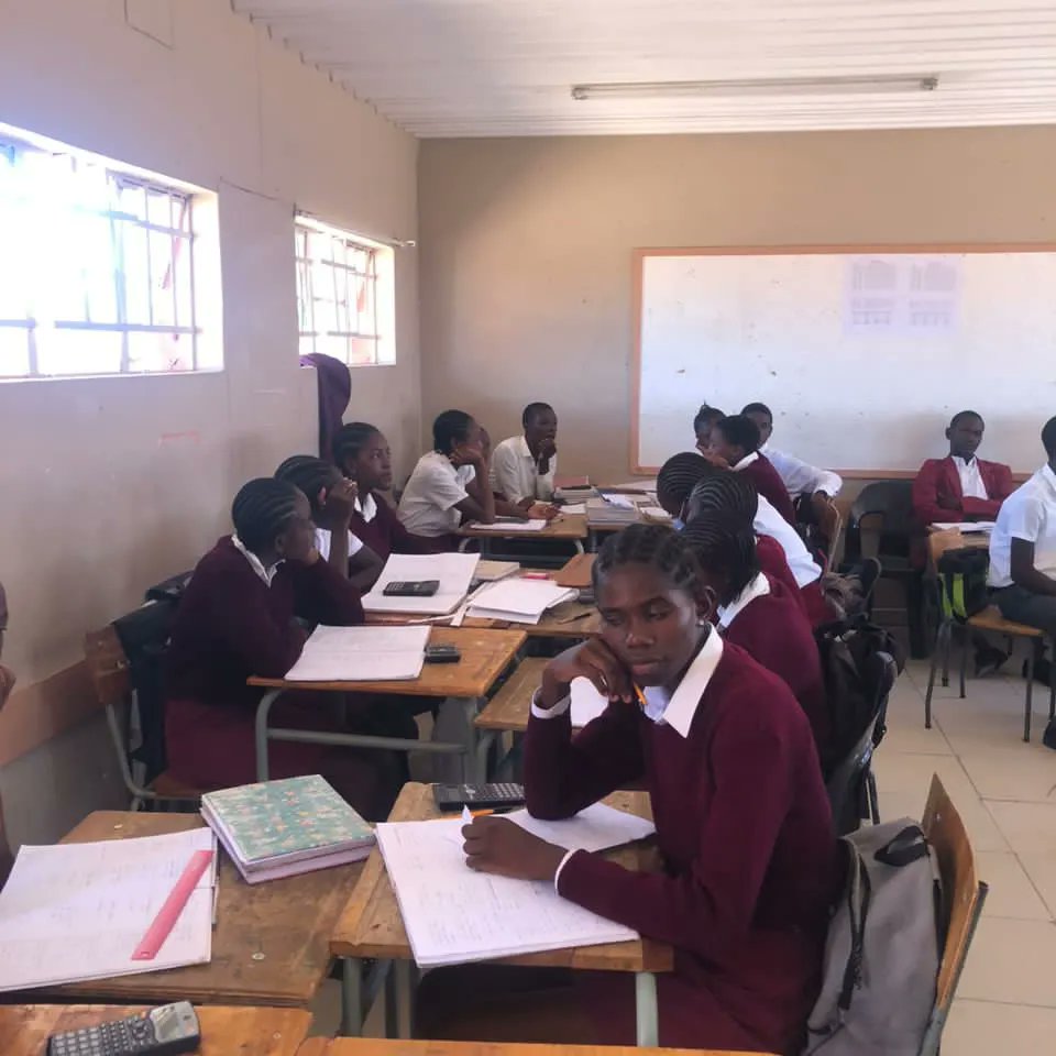 PaulusVihemba's tweet photo. The National spokesperson Muzani Muzani accompanied the NASA Kavango east Executive Committee to pay a courtesy visit to the Principal of Elia Neromba SSS.

In addition we had an opportunity to motivate the Grade 11 learners today at Elia Neromba to take their academic seriously. https://t.co/x0gZO8athq