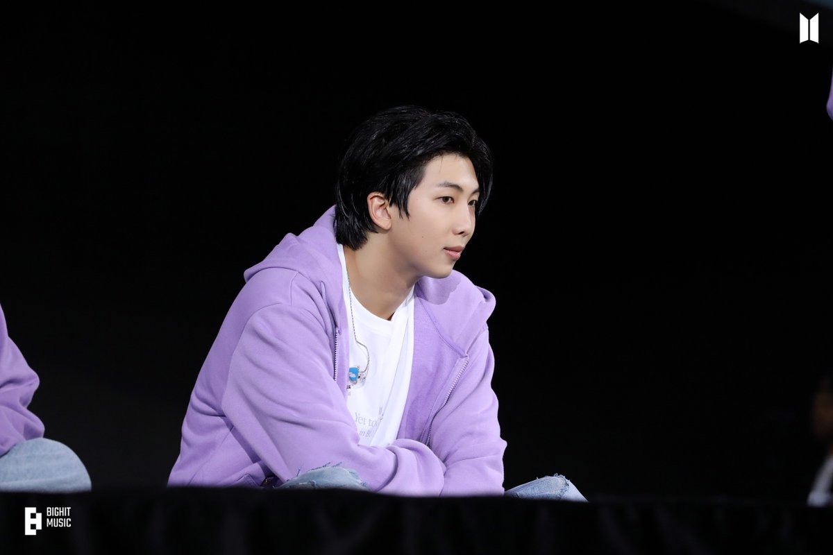 KoyaluvJ's tweet photo. @anythingJoon LIVE LOVE WITH RM
#RMValentineStream
I vote #RM (#BTS) of @BTS_twt for #TOP100KPOPLEADERS https://t.co/ZD4QXBzf72