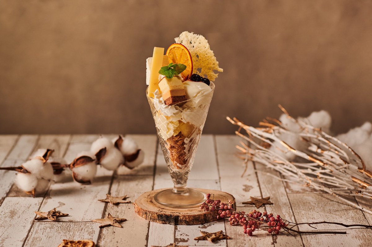 ByHakuba's tweet photo. Happy Valentine’s Day!
Wish you a sweet day🍫❤️

In Japan, Valentin’s Day is known 
as the day that gives a chocolate 
to someone who has a crush on!

*These are the parfaits 
that were on sale 
in the winter of 2020🍨

===

Happy Valentine’s Day!
皆さま、本日もよい1日を😘🍫 https://t.co/ap4lrtr5KL