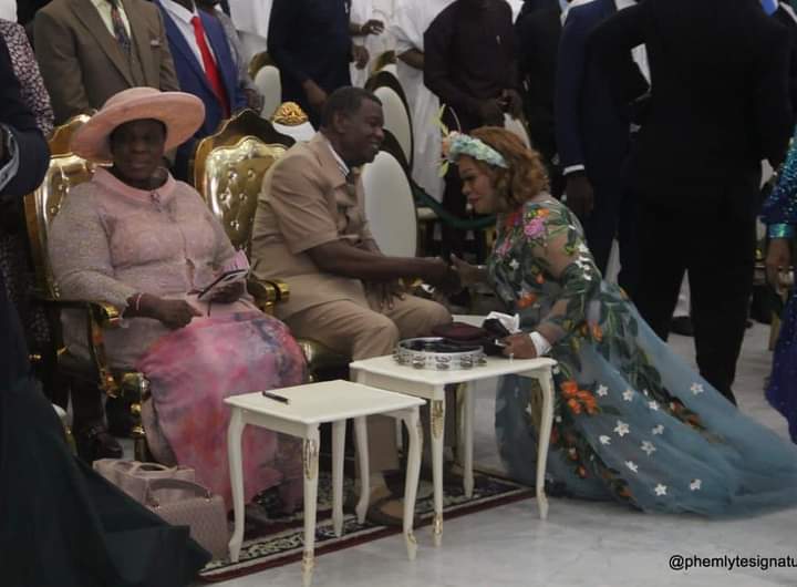 RCCGCityofDavid's tweet photo. If God did this for us, He can definitely exceed your wildest imagination. Donโt limit God. Ask for something very BIG and trust in Him completely๐๐พ
Glory to God for a successful #TrinityTowersDedication by @PastorEAAdeboye and @PastorFAAdeboye.
~@sijuiluyomade
#TrinityTowers https://t.co/4JsoEPgeuE