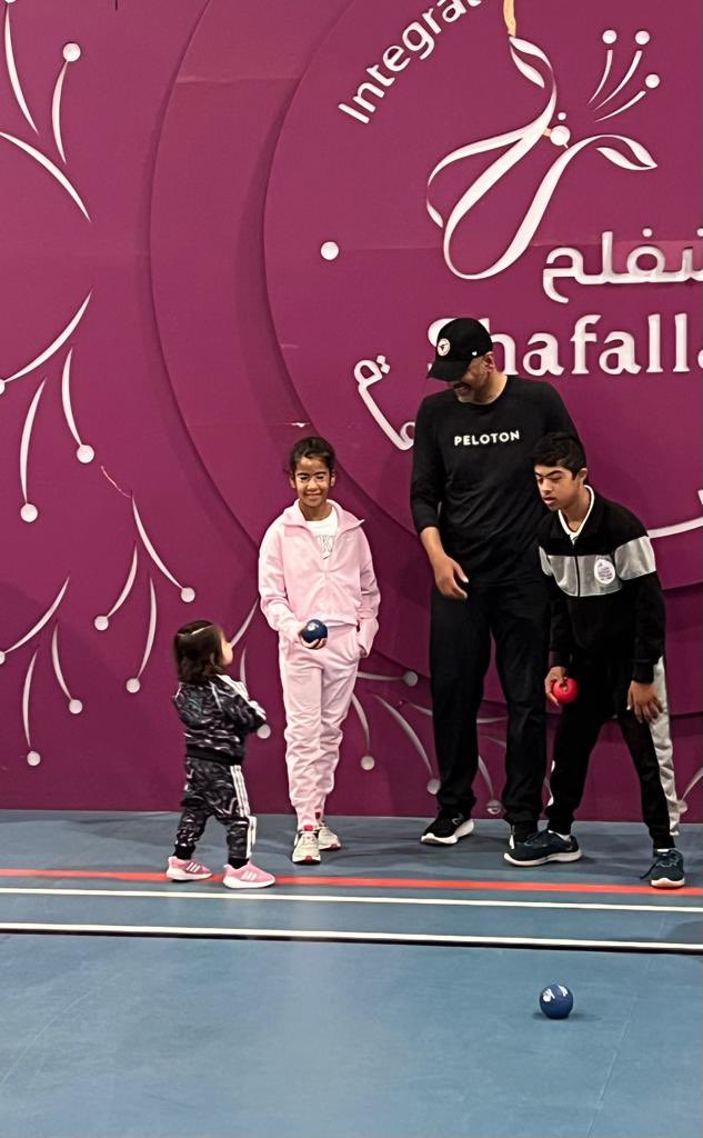 خالد بن خليفة آل ثاني tweet media