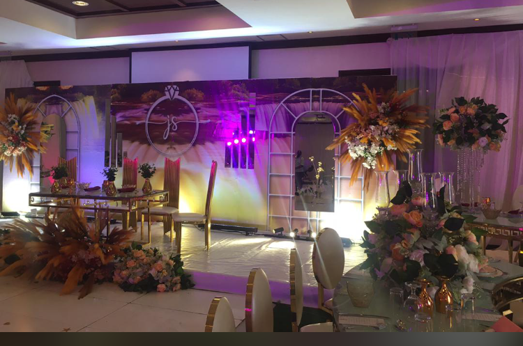 Namumariam93's tweet photo. There is a role and function for beauty in our time meet this concept @ Jes Hotel Services https://t.co/am1V7JQdEZ