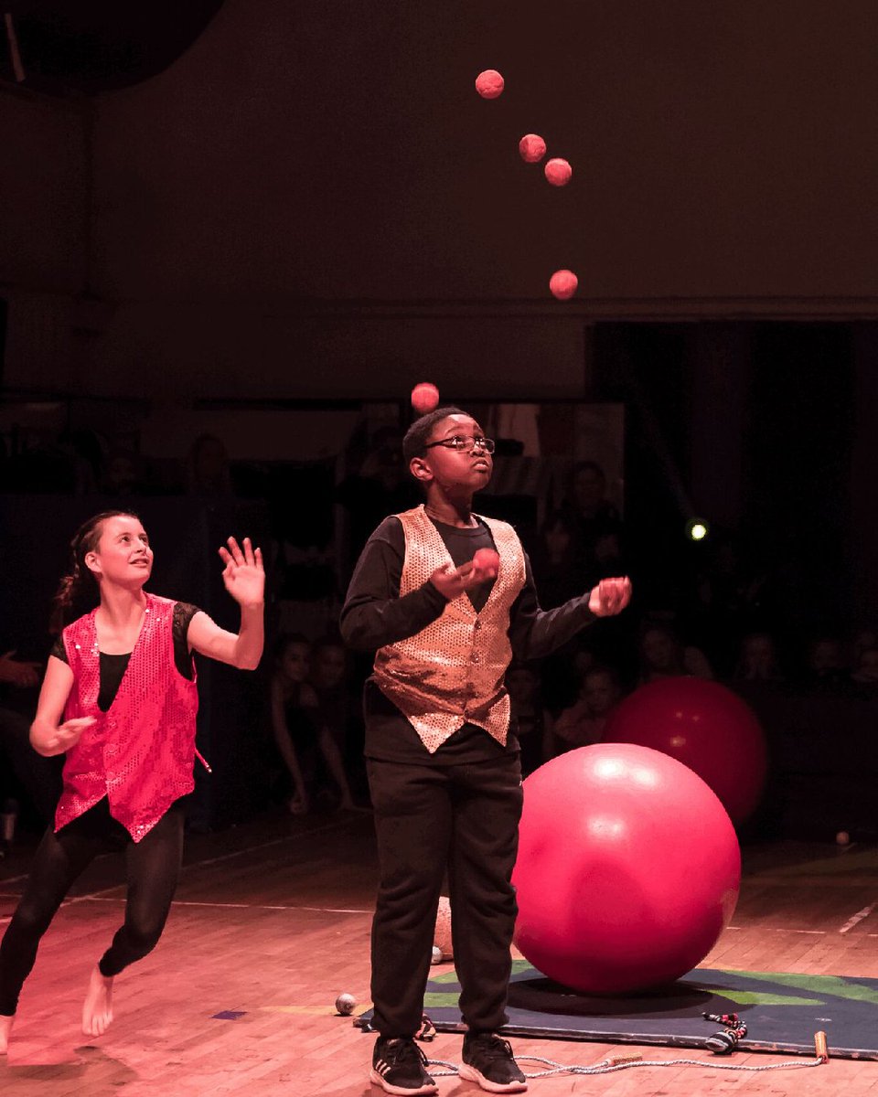 space_plans's tweet photo. Learning new #CircusSkills can be stimulating as well as calming.
You can learn some juggling fundamentals with our Mindful Morning sessions, only 20 minutes a session and 60+ to choose from ๐ช https://t.co/xACFXaUN5h
#circuslearning #learnjuggling https://t.co/zGTQw6gER2