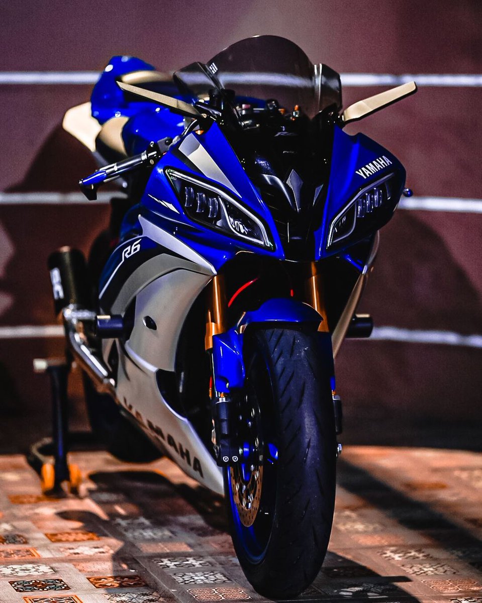 Yamaha R6