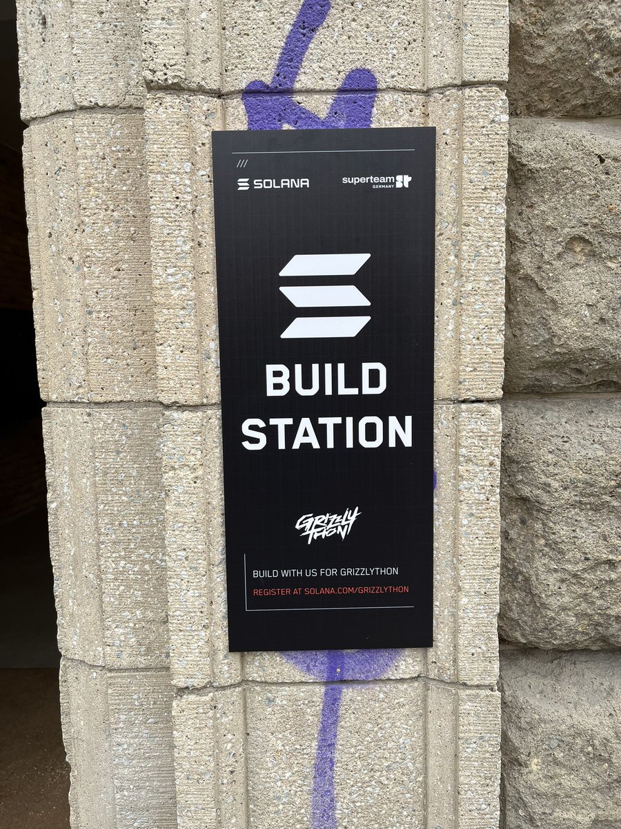 danwood9's tweet image. Checked in to work from @w3_fund Berlin today @OwnCoApp @the_wffa #allyouneedisaball #web3workspace