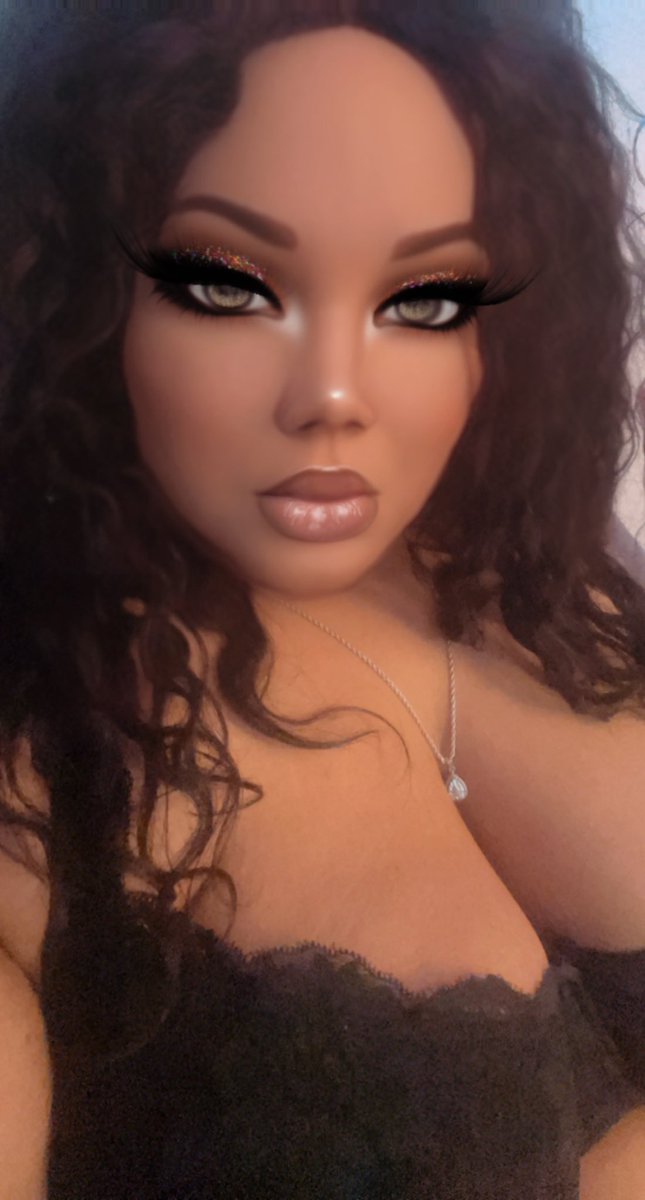 GoddessRA2's tweet photo. New content is coming soon! How to #EatTheBox and #SlobbingOnTheKnob lessons will be on my #Onlyfans this weekend. Free to join and honest conversations plus demonstration scenarios, #pussypleasure #pleasingthedick https://t.co/GOnL8EWYIn https://t.co/MIg6Z2qpaG