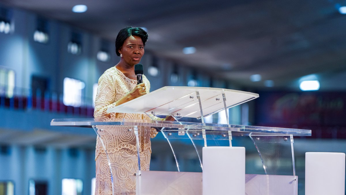 FaithOyedepo's tweet photo. You have a great future, but your realization of it is favour-dependent! The grace of God is the maker of man. Anyone who finds grace with God will surely be made, the devil notwithstanding. https://t.co/3cIl0UwQeD