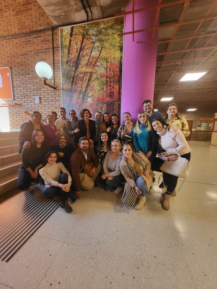 😍👏Impresionante trabajo de las mediadoras sociales de la <a href="/ArtemisaRed/">Federación Red Artemisa</a> que pudimos disfrutar en un workshop organizado por la federación y el #máster de #mediación y gestión de #conflictos UCM, coordinado x la profesora del máster <a href="/LGVILLALUENGA/">LETICIA GARCÍA VILLALUENGA</a> y celebrado en <a href="/facultadtsucm/">Facultad Trabajo Social (UCM)</a> 🤩