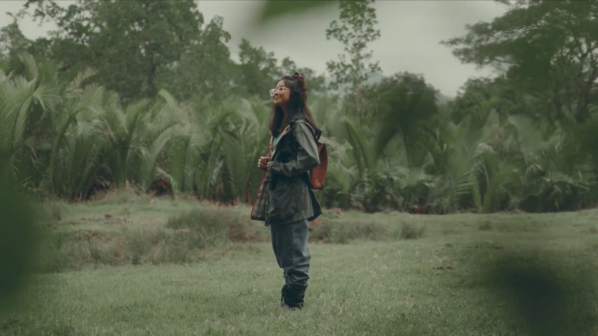 Happy Valentine's Day, you guys!! I know some of us are single rn, but that's okay!! I support u 🙌 Speaking of singles needing support, here is the premiere link to the official MV for my latest single, "The Meadow" (dropping FEB 14 at 7PM local time): 

youtu.be/kjQJCuE8pcs