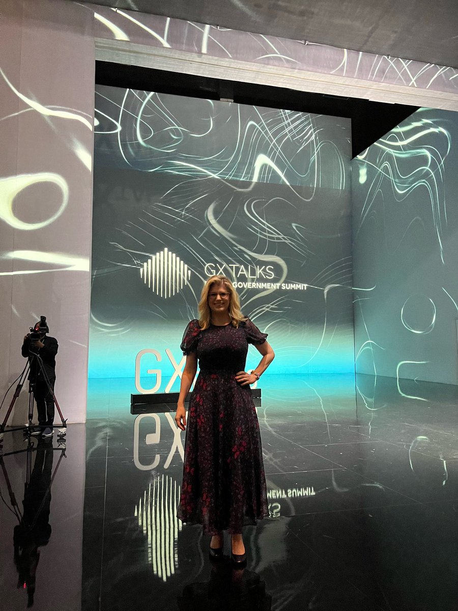 debbiebere's tweet photo. Getting ready for my talk today at #GXTalks - World Government Summit 2023 in Dubai #WGS2023 #GXperience @WorldGovSummit WGS has been extraordinary, and I’m loving meeting all the other amazing speakers and can't wait to hear what everyone will share https://t.co/wNFDJ2QuX8