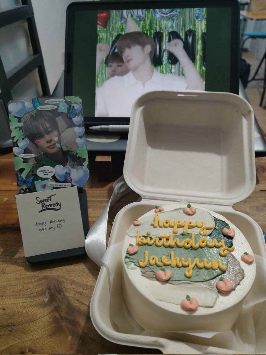 JaeSimps's tweet image. Simpleng Handaan #YUNOwhoseDAYitis
#HAPPYJAEHYUNDAY