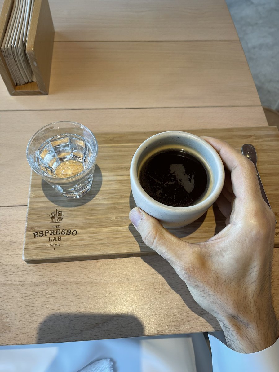 Aliekov's tweet photo. • قهوة اليوم الصباحية

كولومبية 🇨🇴  
منزوعة الكافيين | decaf

تحس في حموضة القهوة، وهذه الشي يعجبني رغم اني مب من محبين القهوة بشكل عام 

• معلومة : حتى وان كانت منزوعة الكافيين فهي تحتوي على نسبة كافيين قريب الـ٣٠٪ 

المكان : ابوظبي / قصر الحصن / espresso lap https://t.co/7GiAXDkq6f