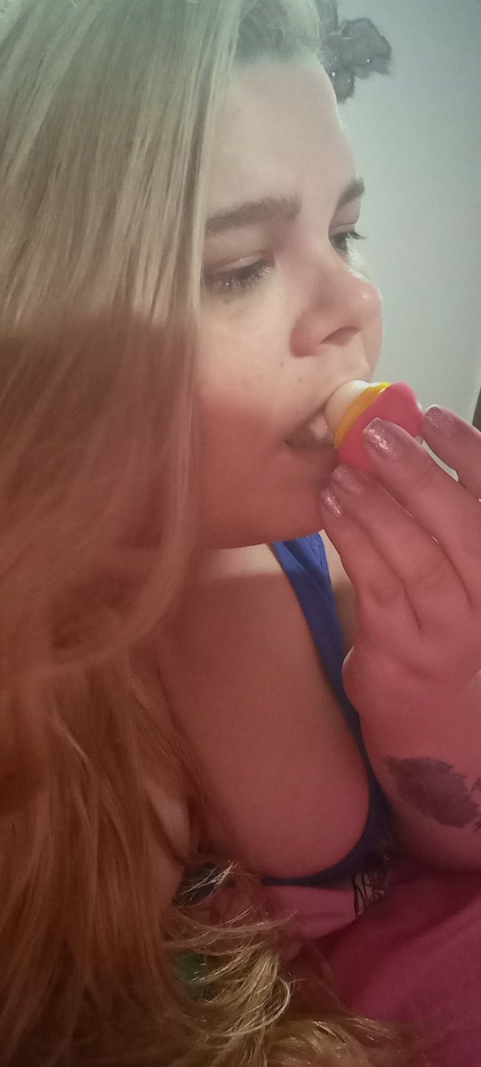 carlafrtoficial's tweet photo. #modelo #topmodel #modelocomercial #moda #modelofotografica #modeloplussize #modelocurvy #blogueira #influencerbrasil #digitalinfluencer #influenciadoradigital #lifestyle #mulheresbonitas #beleza #style @eos #eos https://t.co/Ec6B4zcgY6