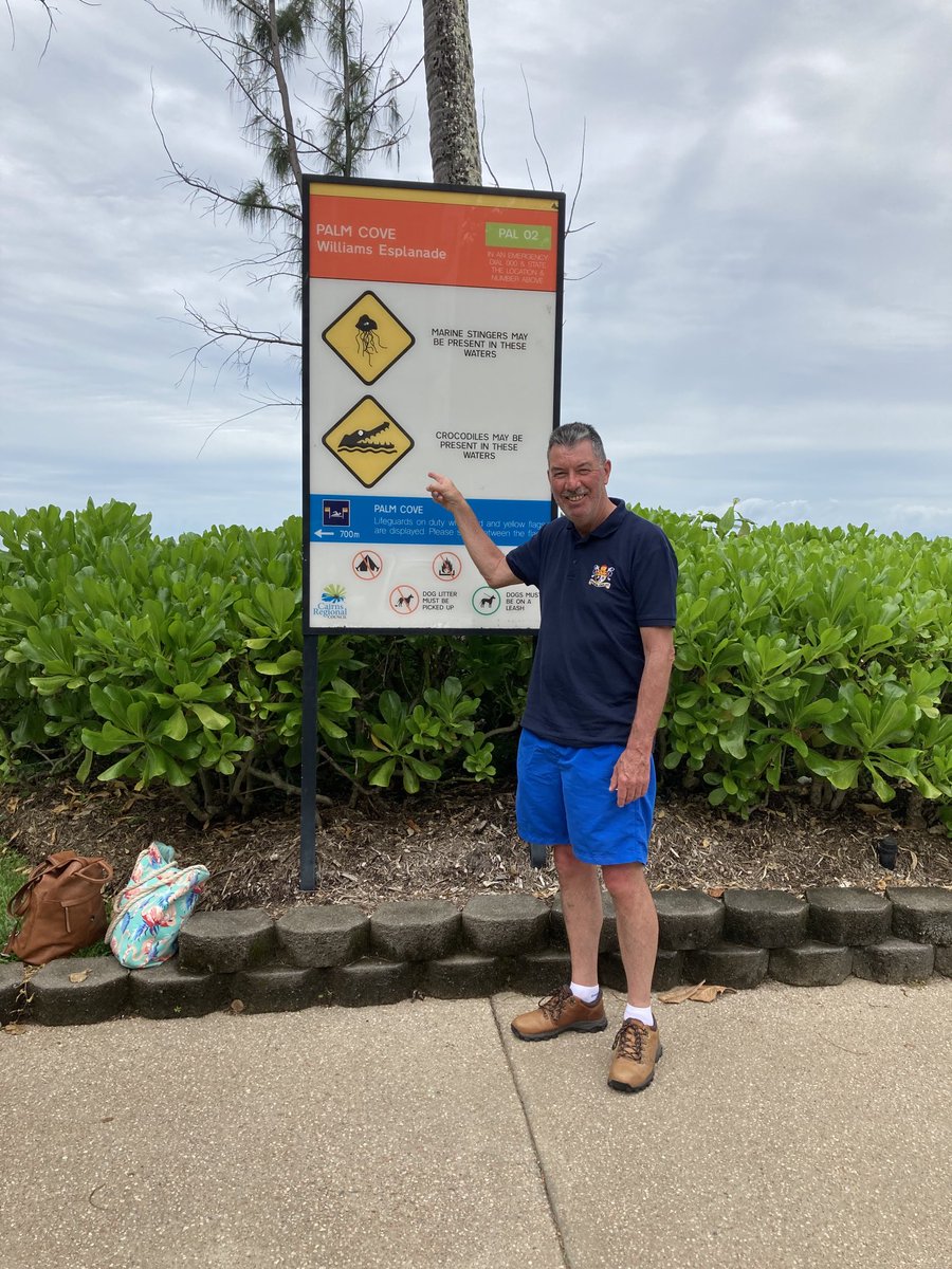 Dangerous place - Queensland. If the Crocs don’t get you the Stinger’s will. ⁦<a href="/BridTownAFC/">Bridlington Town AFC</a>⁩