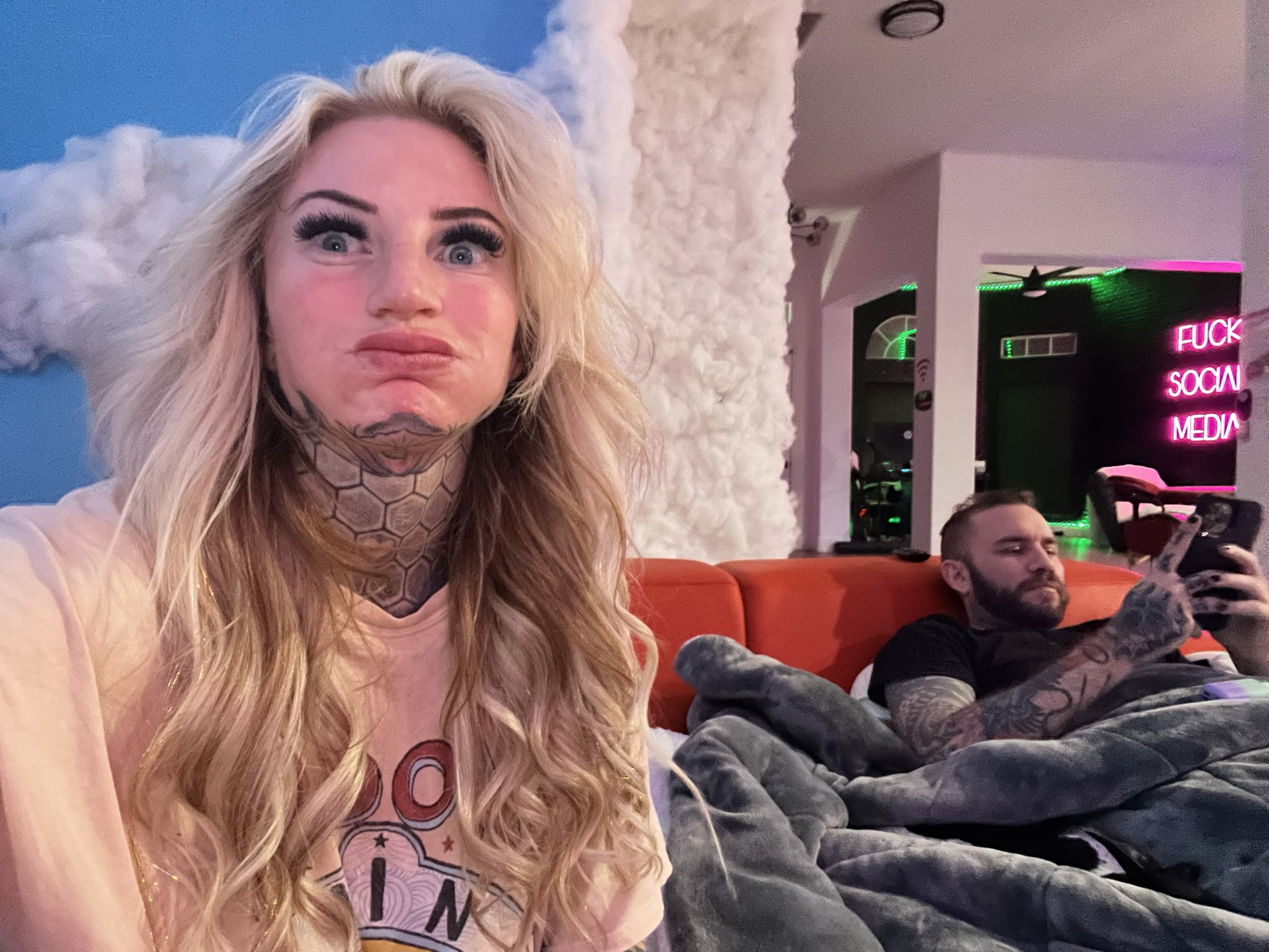 Carissa.did.it on X: @ContentCandyTv t.cozLTZiI4JnJ  X