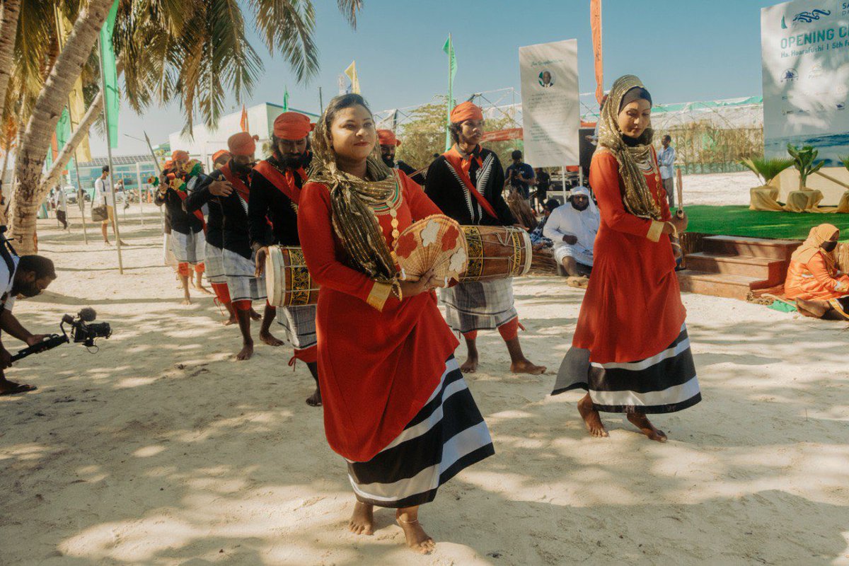 Experience the vibrant traditions of the Maldives - where cultural dances welcome guests to our beautiful island home 🌴🌺

#maldiveslovers #visitmaldives #maldivestrip #maldivesisland #maldivesbeach #maldivesmania #beautifulmaldives #maldives🌴 #savaadheeththadhathuru2023