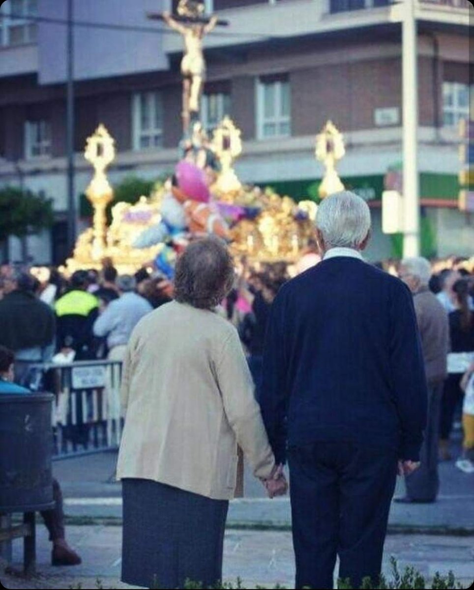 Jesuspg_1601's tweet photo. Siempre hay Amor ❤ https://t.co/XxLZAJxsSd