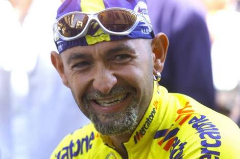 On this day 14th February 2004, the cycling world lost their greatest climber, millions lost an Idol. The great Marco Pantani "Il Pirata" R. I. P #champion