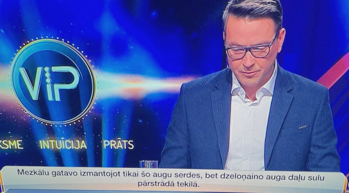 AnsisAncovs's tweet photo. Dārgie LTV &amp; V.I.P. @LatvijasTV - tekilu neražo no agaves augu dzeloņaino daļu sulas, kā tika minēts 13.feb raidījumā VIP. Tā ir ļoti rupja dezinformācija. Tekilu ražo tikai no 1 veida agaves - Agave Weber Azul, savukārt, meskals tiek ražots citos reģionos &amp; no cita veida agavēm. https://t.co/hMcygiYWZU
