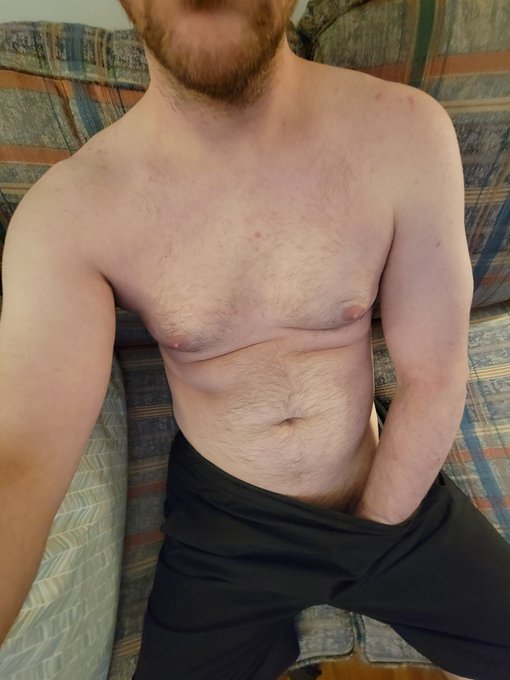 Who wants to keep me cumpany this #Valentines? https://t.co/sJ4LJM5jGT<a href="/tag/valentines"class="tags">#Valentines</a>