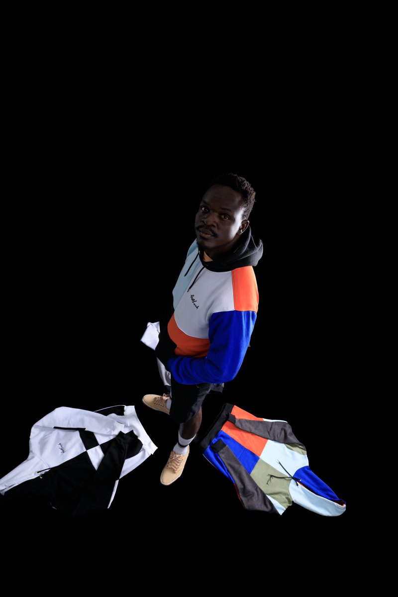theOutLookbrand's tweet photo. Customize your Multicolored hoodies. Limited edition.
Select and match your colors.
Brighten up your days.
For Unisex Brands #OL_Inclusive
Price: 3,200/-
#OLpatches #theOutLookbrand™️ #RevibeOutLook #biggernbetter #lookgoodfeelgood https://t.co/l4szMagA8Q