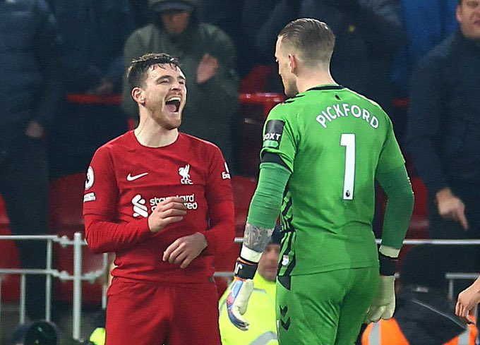 empireofthekop's tweet photo. Pure sh**housery  - hang it in the Louvre 🎨 #LFC https://t.co/cmNYtU9QUH