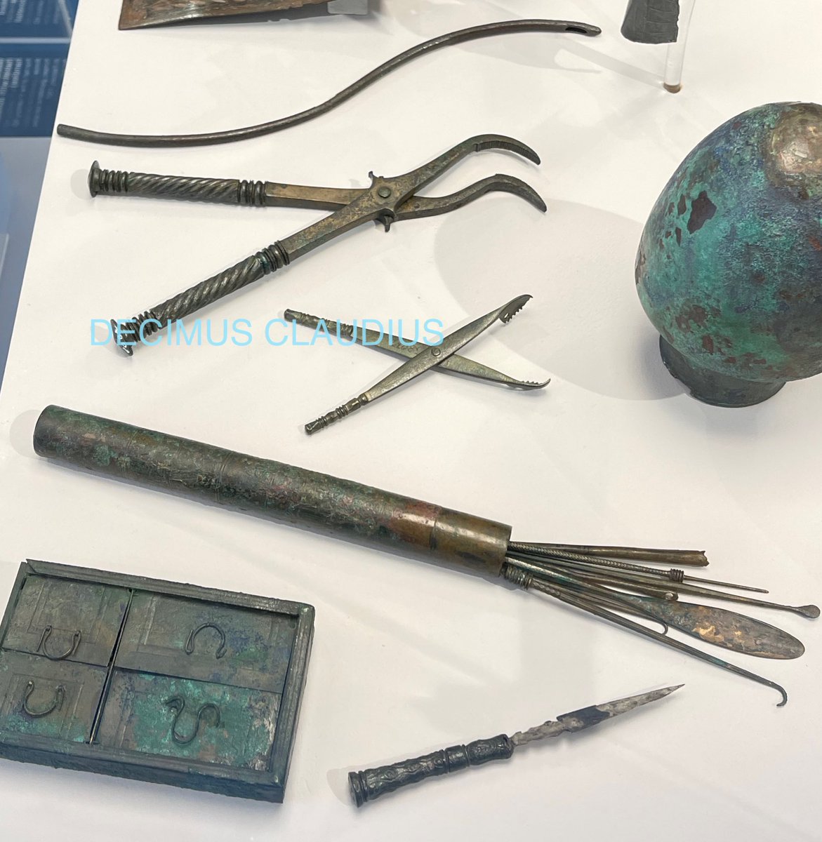 decimusclaudius's tweet image. #Roman #medical objects including a catheter, forceps, case with instruments, scalpel and a medicine box all found in #Pompeii. Date to 1st C AD before the eruption of Mt. Vesuvius and are in the National Archaeological Museum in #Naples, #Italy.

#archaeology #doctor #healthcare