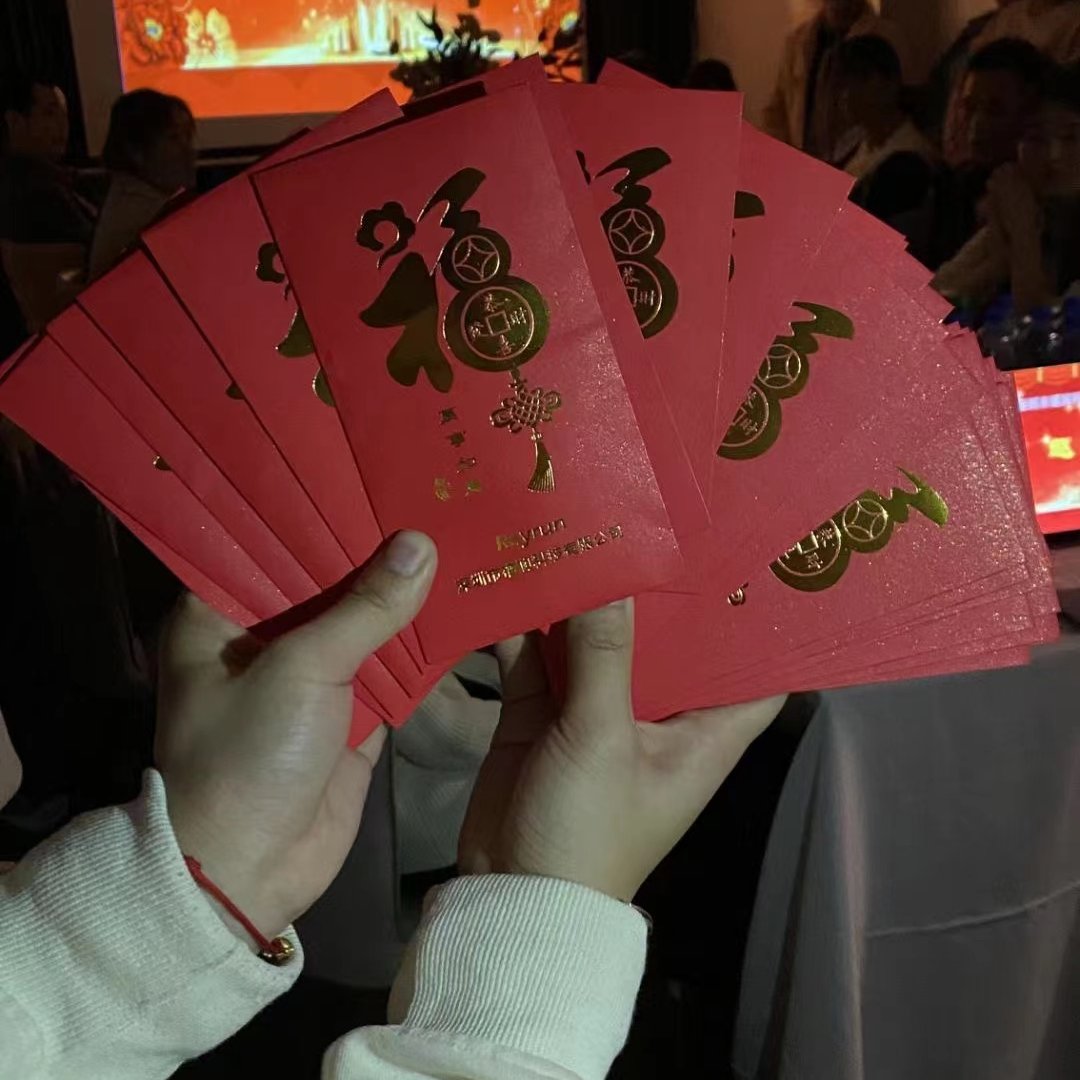 Mona_Lai49's tweet image. 🎉Annual Meeting &amp;amp; Team Building

Hope Rayrun is getting better and better!💯

#led #ledcontrollers #leddriver #bluetooth #smartcontroller