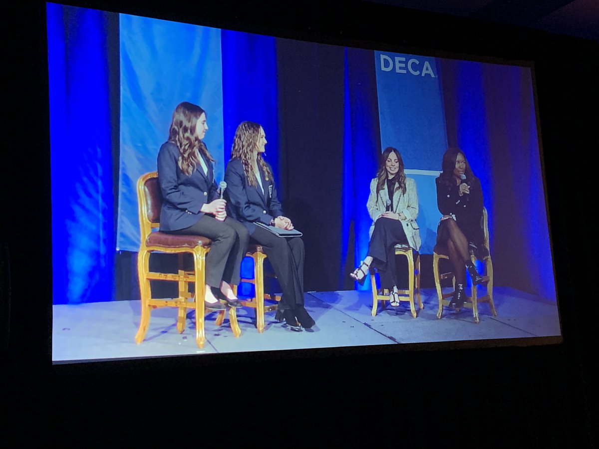 UNLVDECA's tweet photo. Day 1 of the High school @NevadaDECA State Career Development Conference is done! Good luck to our high school members on your competition events!! #nevadadeca #decascdc #gettheedge https://t.co/gt9TjbekLK