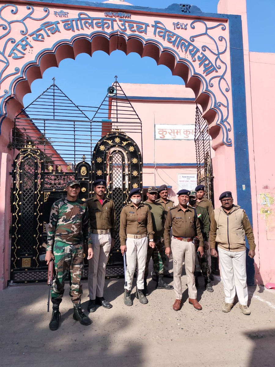 जिले में शांतिपूर्ण एवं कदाचारमुक्त माहौल में मैट्रिक परीक्षा का आज पहला दिन।
बिहार विद्यालय परीक्षा समिति द्वारा निर्धारित दिशा निर्देश का सभी  केन्द्रों पर 100 प्रतिशत अनुपालन करवाया जा रहा है।
<a href="/bihar_police/">Bihar Police</a> 
<a href="/IPRD_Bihar/">elon musk</a> 
<a href="/thegreatkbc/">ashish bharti</a> 
#GayaPolice
#gaya_police_at_your_service