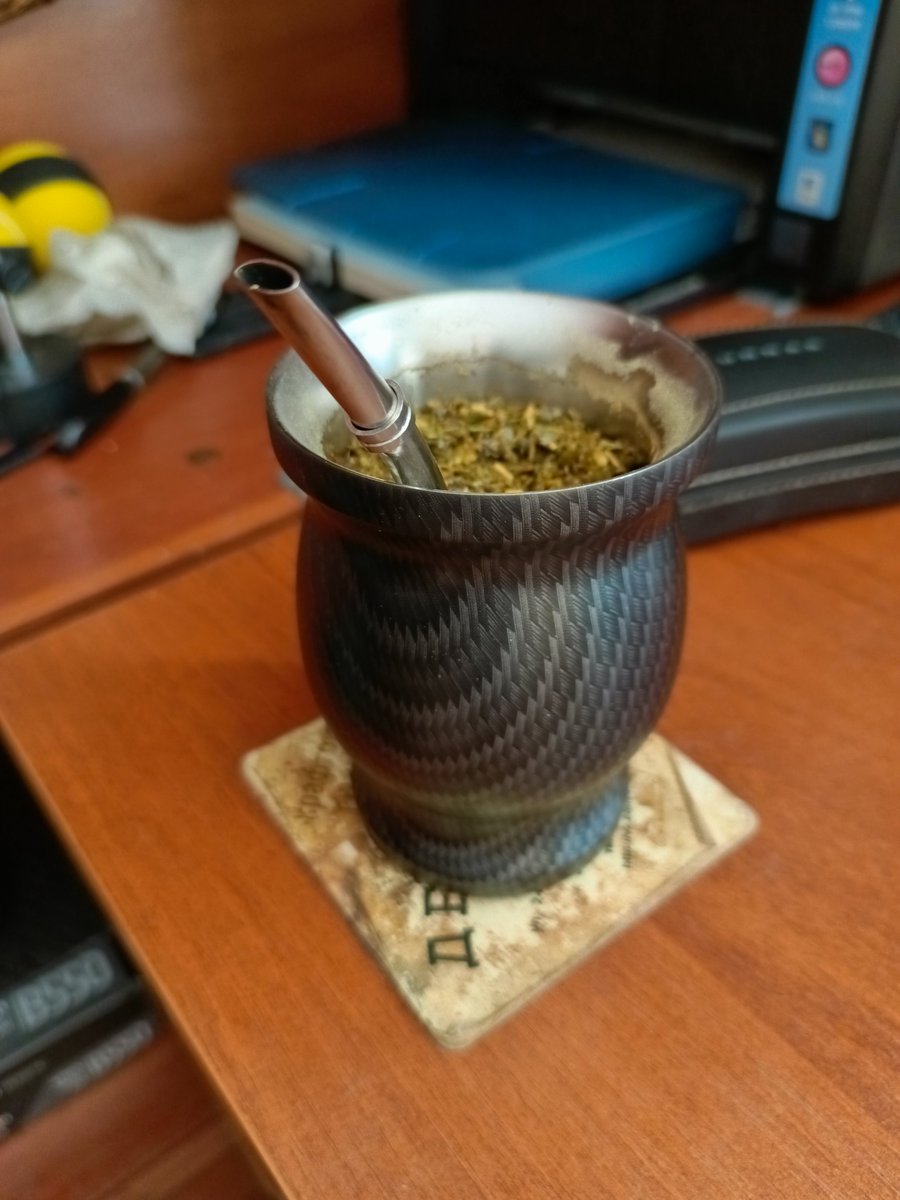 Приобрел по случаю модный хипстерский калебас.