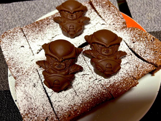 ガトーショコラ作った!余ったチョコでフリーザ様も作ってみたw 