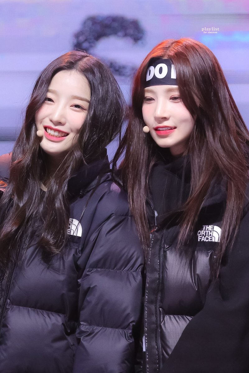 playlistforyoo's tweet photo. 230213 프리콘 HQ 

투텐즈 소중해

#tripleS #트리플에스 
#김유연 #김나경 https://t.co/CHAF4R1lWv