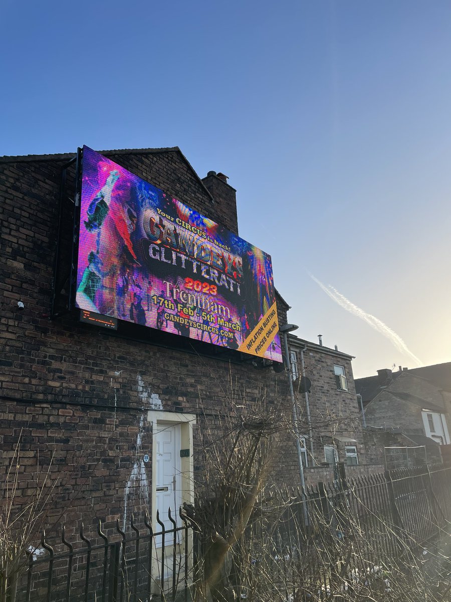 The Circus 🎪 is in town!! <a href="/TrenthamEstate/">Trentham Estate</a> 

Love how vibrant <a href="/gandeyscircus/">Gandeys Circus</a> ads are! 

17th Feb - 5th March 
Find out more!! —>
gandeyscircus.com

#stokeontrent #Advertising