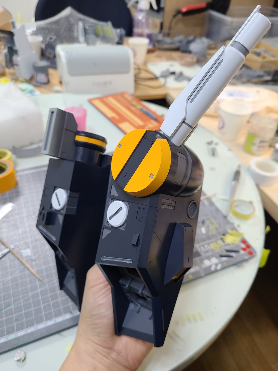 SEOLYN_STUDIO's tweet photo. 1/24 nu gundam W.I.P https://t.co/CjDVzquyv4