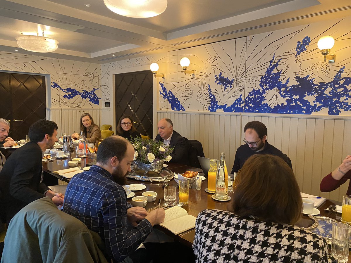 groupe_MACSF's tweet image. [Évènement]Lors du petit déjeuner organisé par @anja_assurance Stéphane Dessirier, DG du groupe #Macsf répond aux questions des journalistes #assurance #epargne #investissement