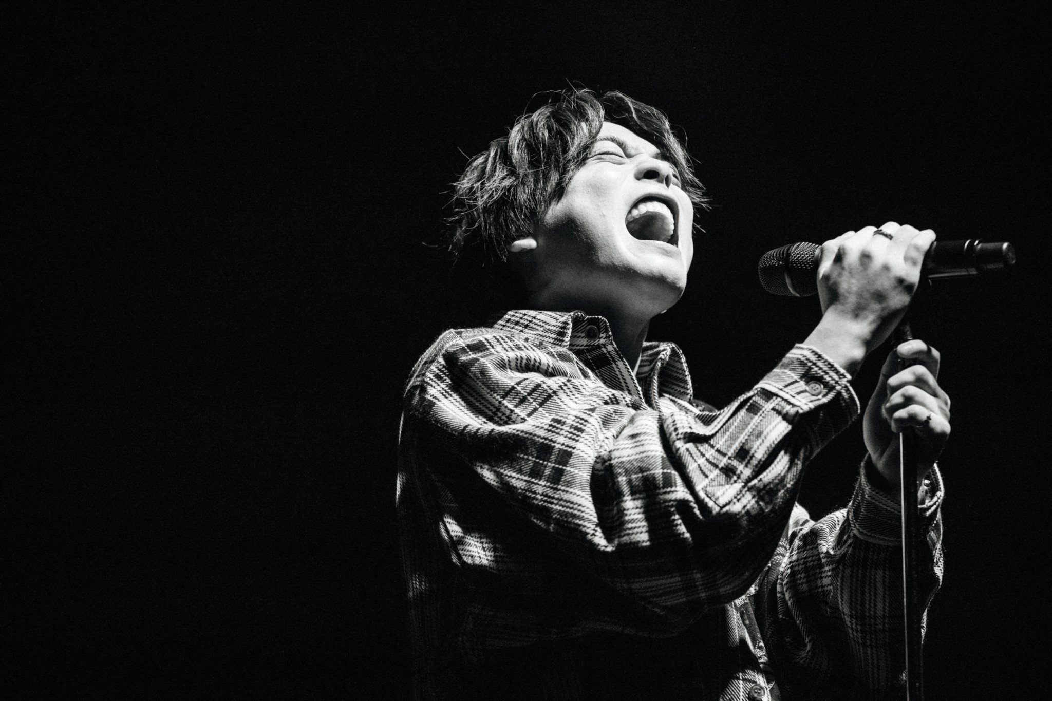 【しぃさん専用】優里 ゆーりんち LIVE PHOTO BOOK Vol.1,2 Amazon.co.jp: ゆーりんち限定 優里 写真集 ライブフォトブック