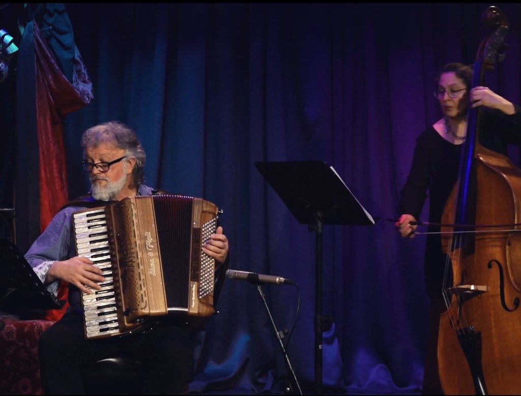 Looking forward to a gig at a new venue in #Paarl Wine, Dine &amp; Tango @ #TheWineHive. Very few places left (if any by now).
<a href="/StanislavMusic/">Stanislav Angelov</a> - Accordion, <a href="/albertcombrink/">albert combrink</a> - Piano, <a href="/DanielSHOUT/">Dan SHOUT</a> - Saxophones, Henrike Kovac - Double Bass.
Tango demo Wikus &amp;YoTango. <a href="/visitpaarl/">Visit Paarl</a> <a href="/CPTgigs/">Cape Town Gig Guide</a>