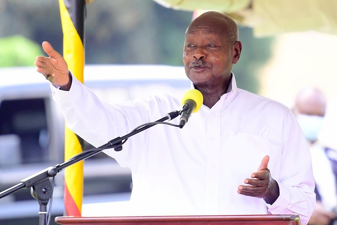 UweraKrystal's tweet photo. President Museveni said that there is need for regional mass mobilisation to create big and sustainable market for local products in the region and drive social economic transformation. https://t.co/eMmTAucBg5